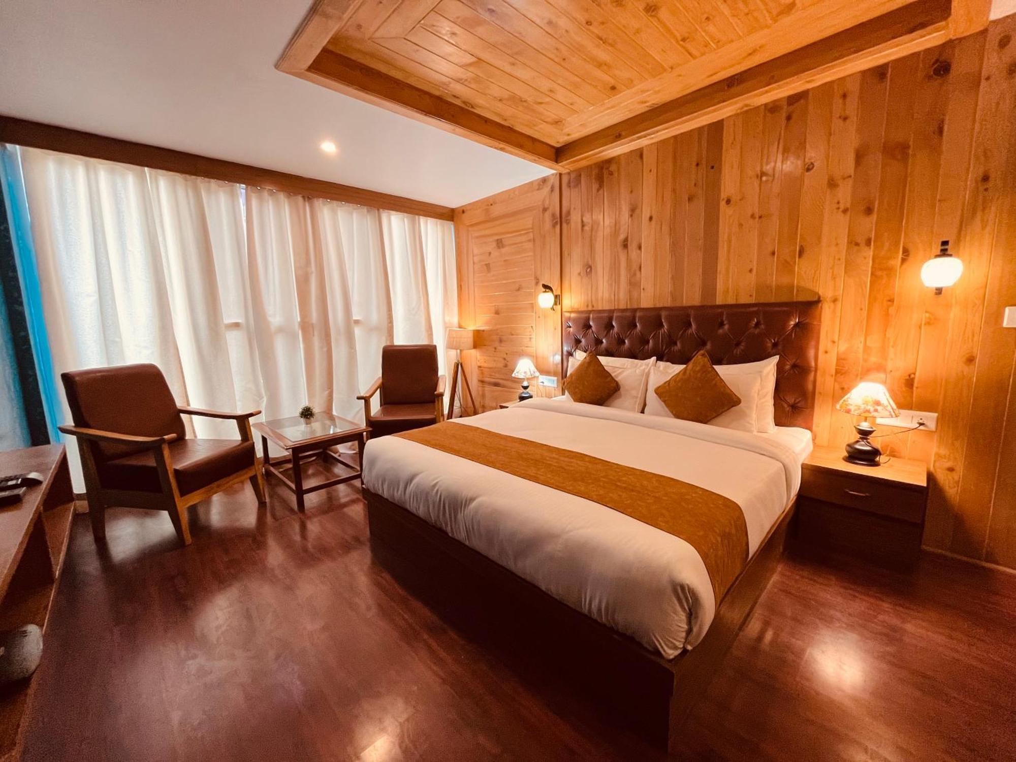 Vista Resort, Manali - ! Near Mall Road !! Hot & Cold Ac Rooms !! Best Selling !! Big Parking !! Luxury Collection !! Open Terrace !! Lift !! Playing Zone !! Property Of The Year ! Exterior foto